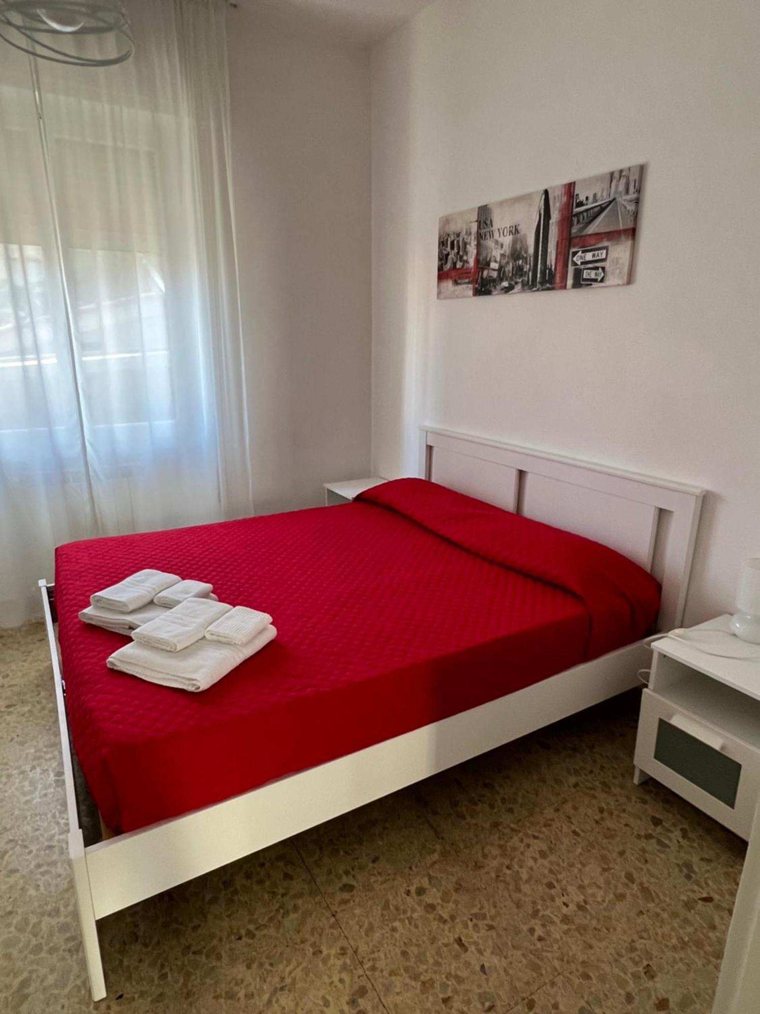 Manubella Appartamento 5 Vani Con Giardino La Spezia Exterior foto